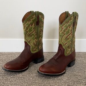Ariat Men's Western Boots in Brown and Olive